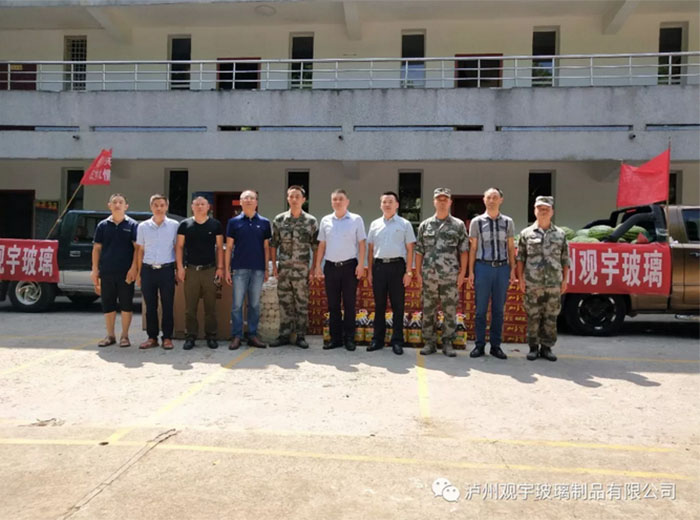 永乐高ylg888888玻璃看望慰问嘉明部队 共叙军民鱼水情