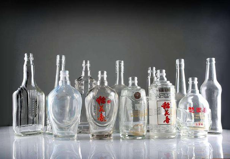 永乐高ylg888888玻璃告诉您玻璃瓶如何抛光